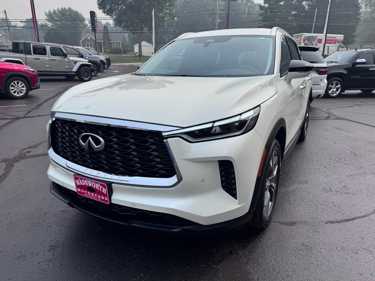 Infiniti QX60 LUXE AWD 2024