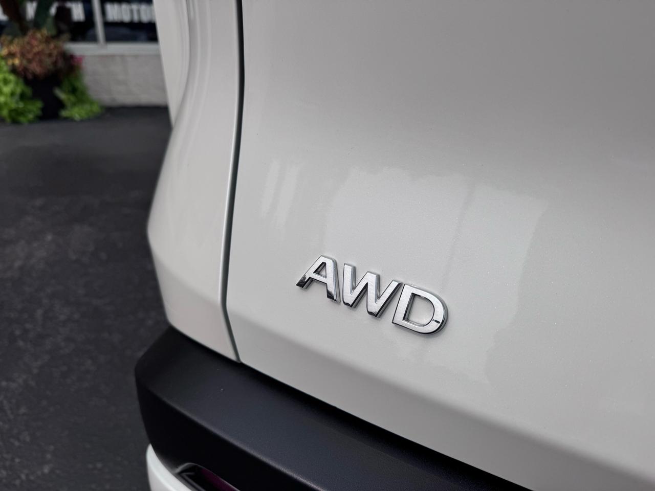 Infiniti QX60 LUXE AWD 2024