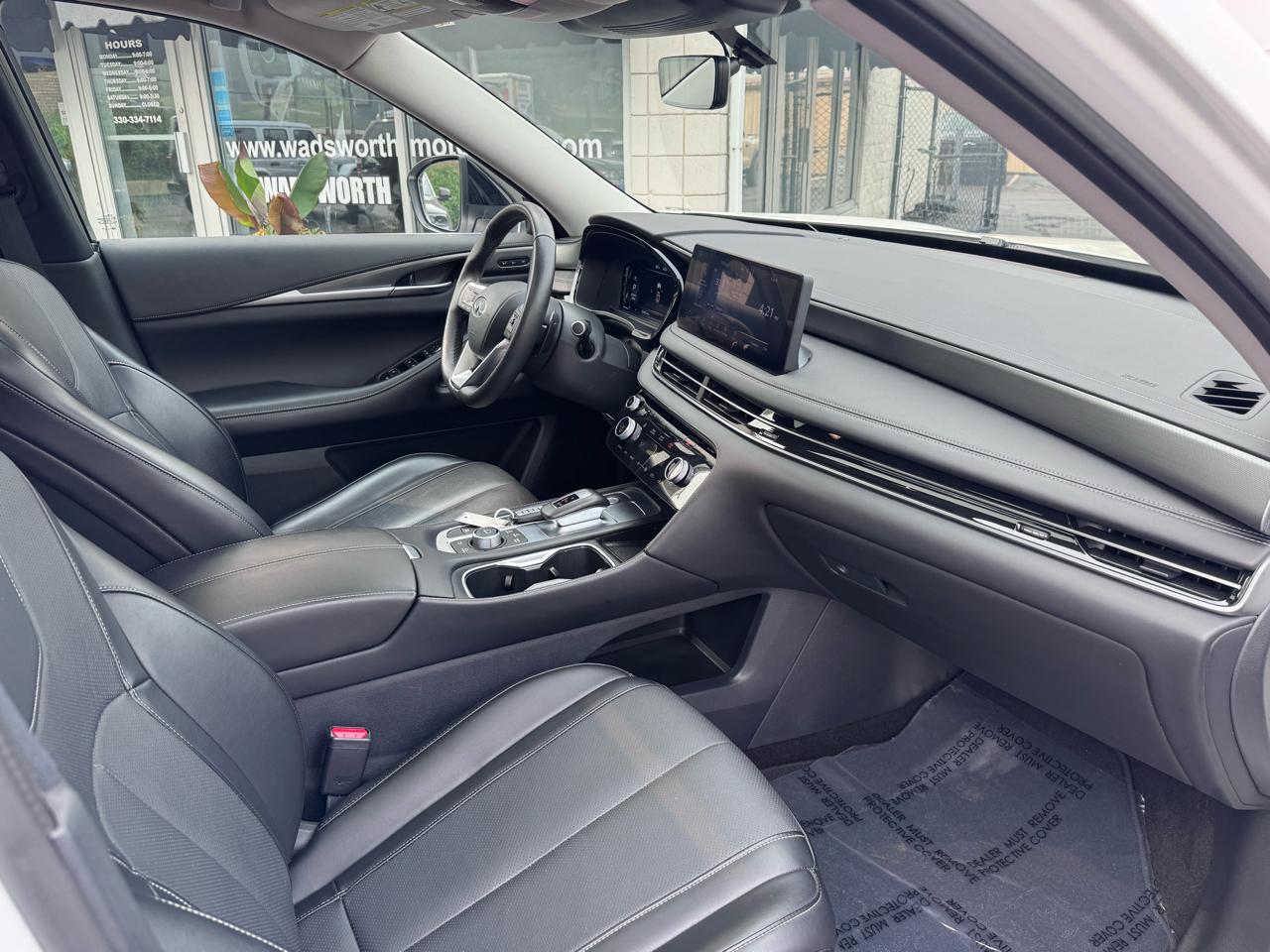 Infiniti QX60 LUXE AWD 2024