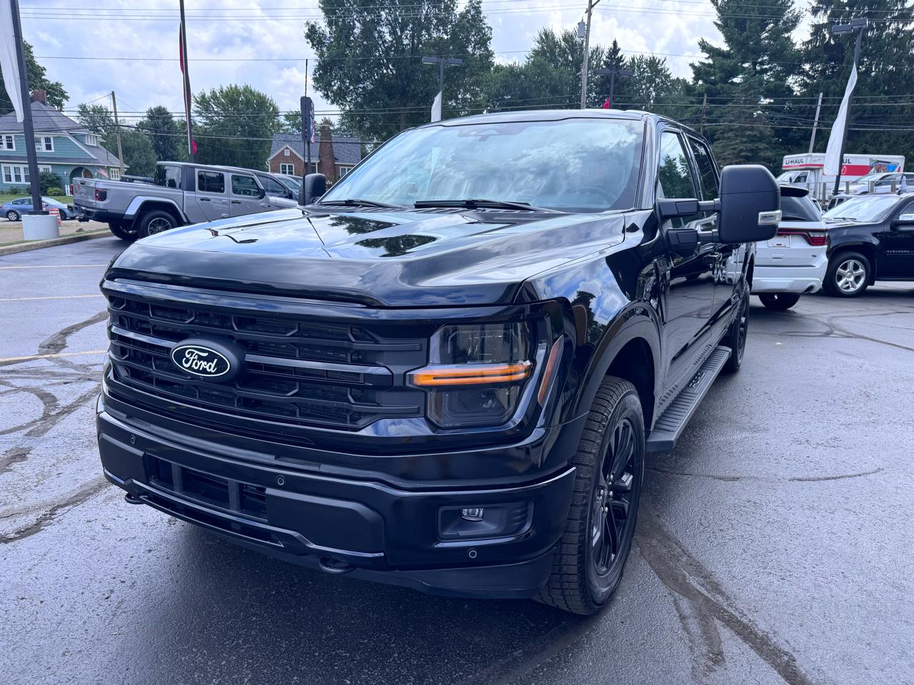 Ford F-150 XLT 4WD SuperCrew 6.5' Box 2024