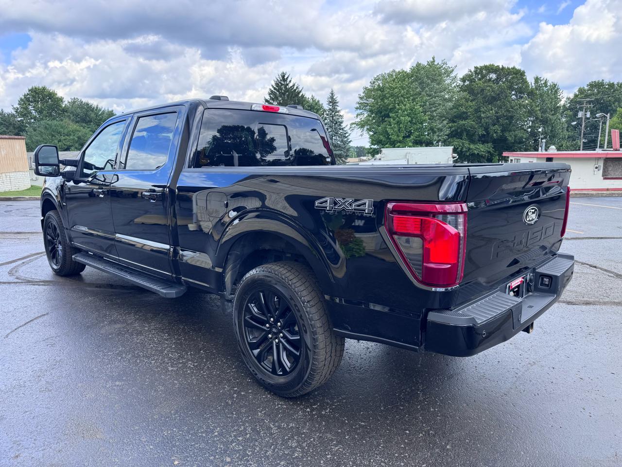 Ford F-150 XLT 4WD SuperCrew 6.5' Box 2024