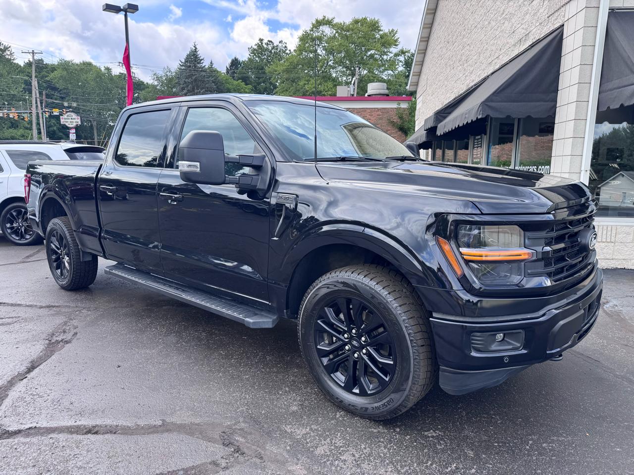 Ford F-150 XLT 4WD SuperCrew 6.5' Box 2024