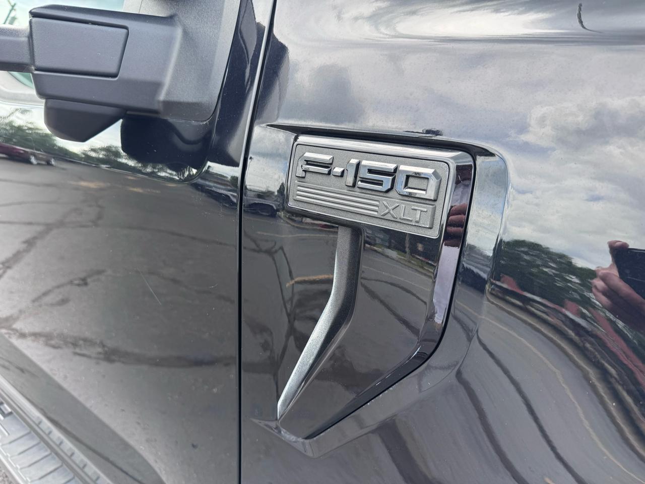 Ford F-150 XLT 4WD SuperCrew 6.5' Box 2024