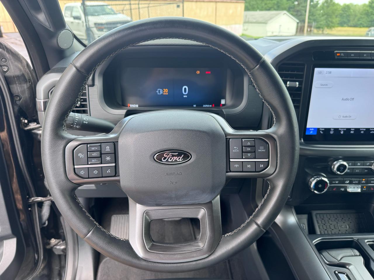 Ford F-150 XLT 4WD SuperCrew 6.5' Box 2024