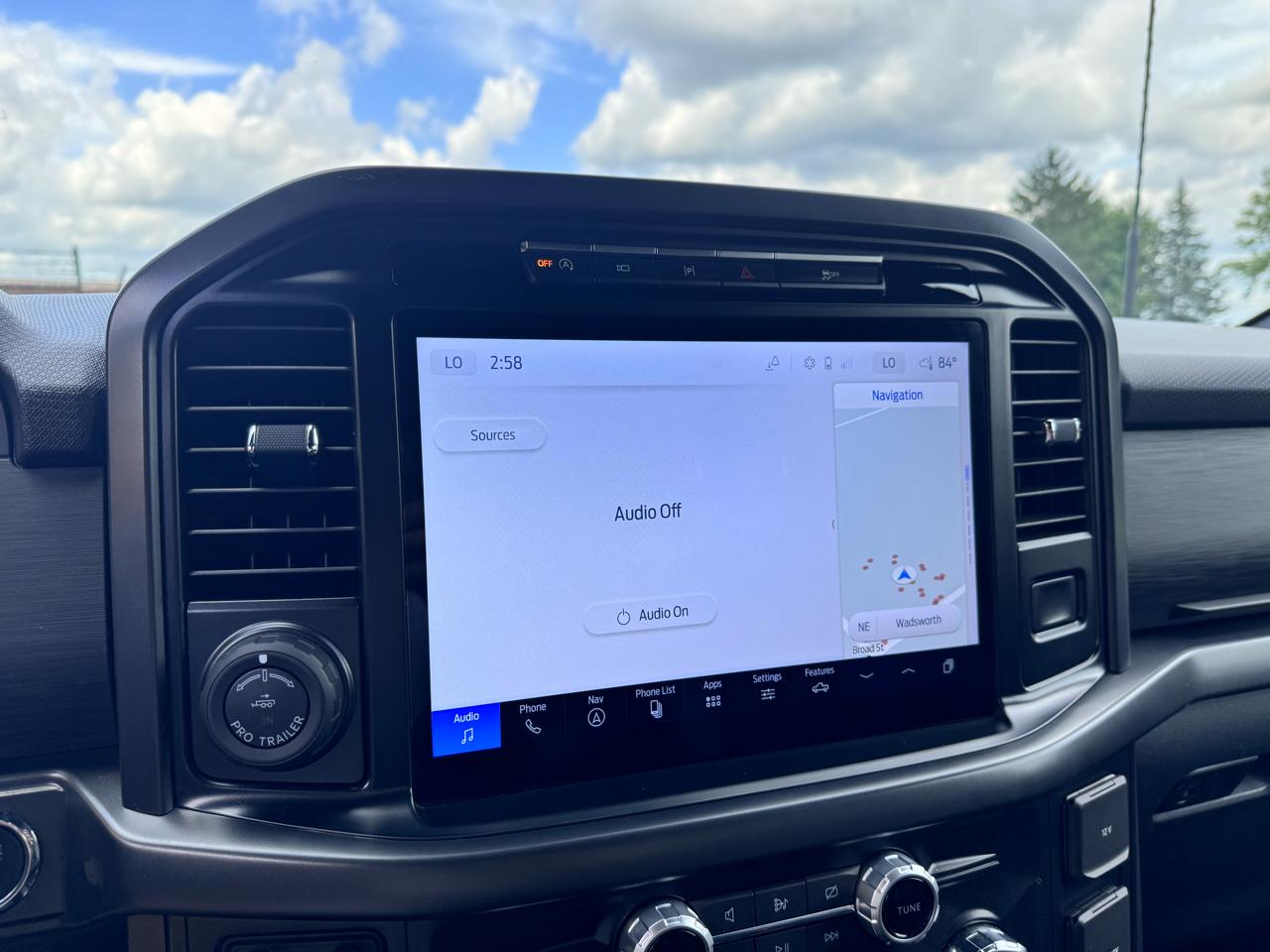 Ford F-150 XLT 4WD SuperCrew 6.5' Box 2024