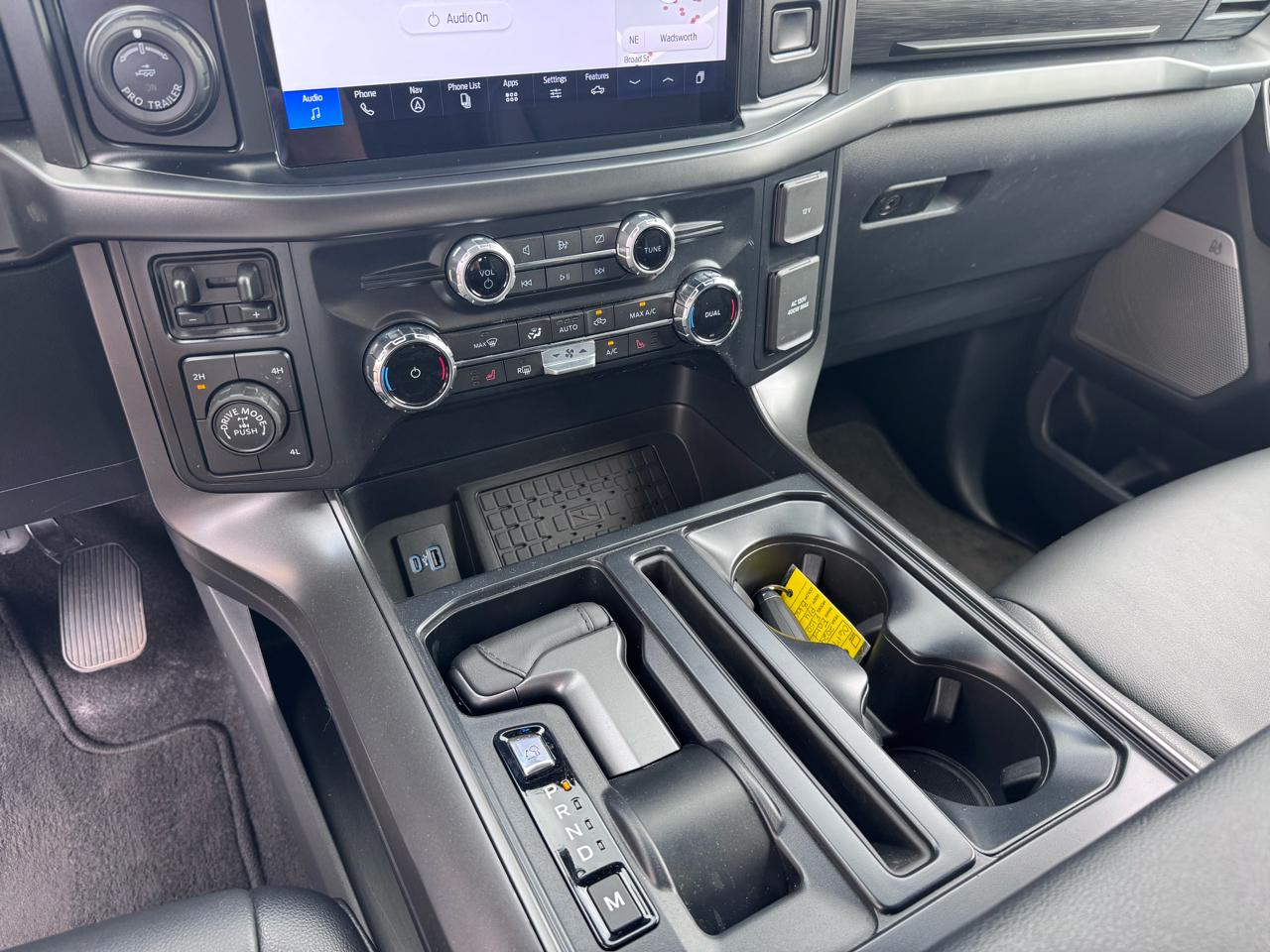 Ford F-150 XLT 4WD SuperCrew 6.5' Box 2024