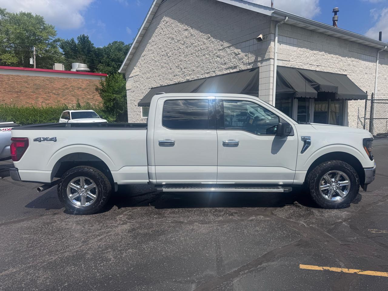 Ford F-150 XLT 4WD SuperCrew 6.5' Box 2024