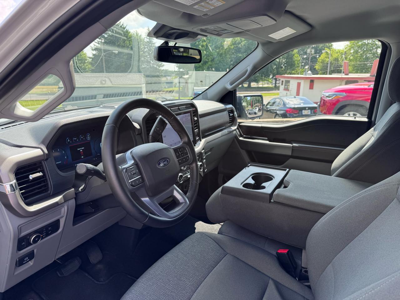 Ford F-150 XLT 4WD SuperCrew 6.5' Box 2024