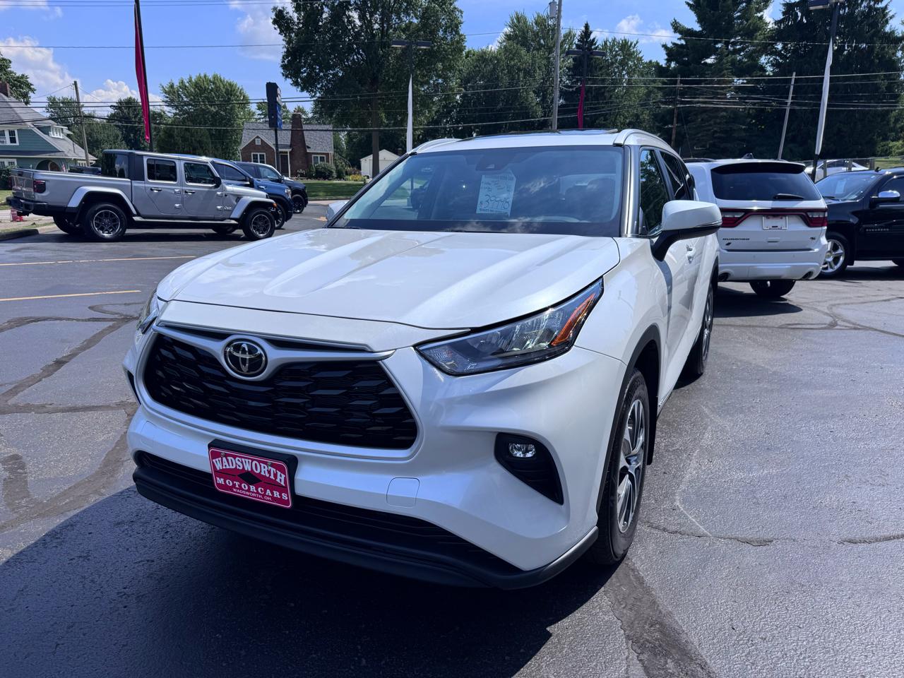 Toyota Highlander Hybrid XLE AWD (Natl) 2025
