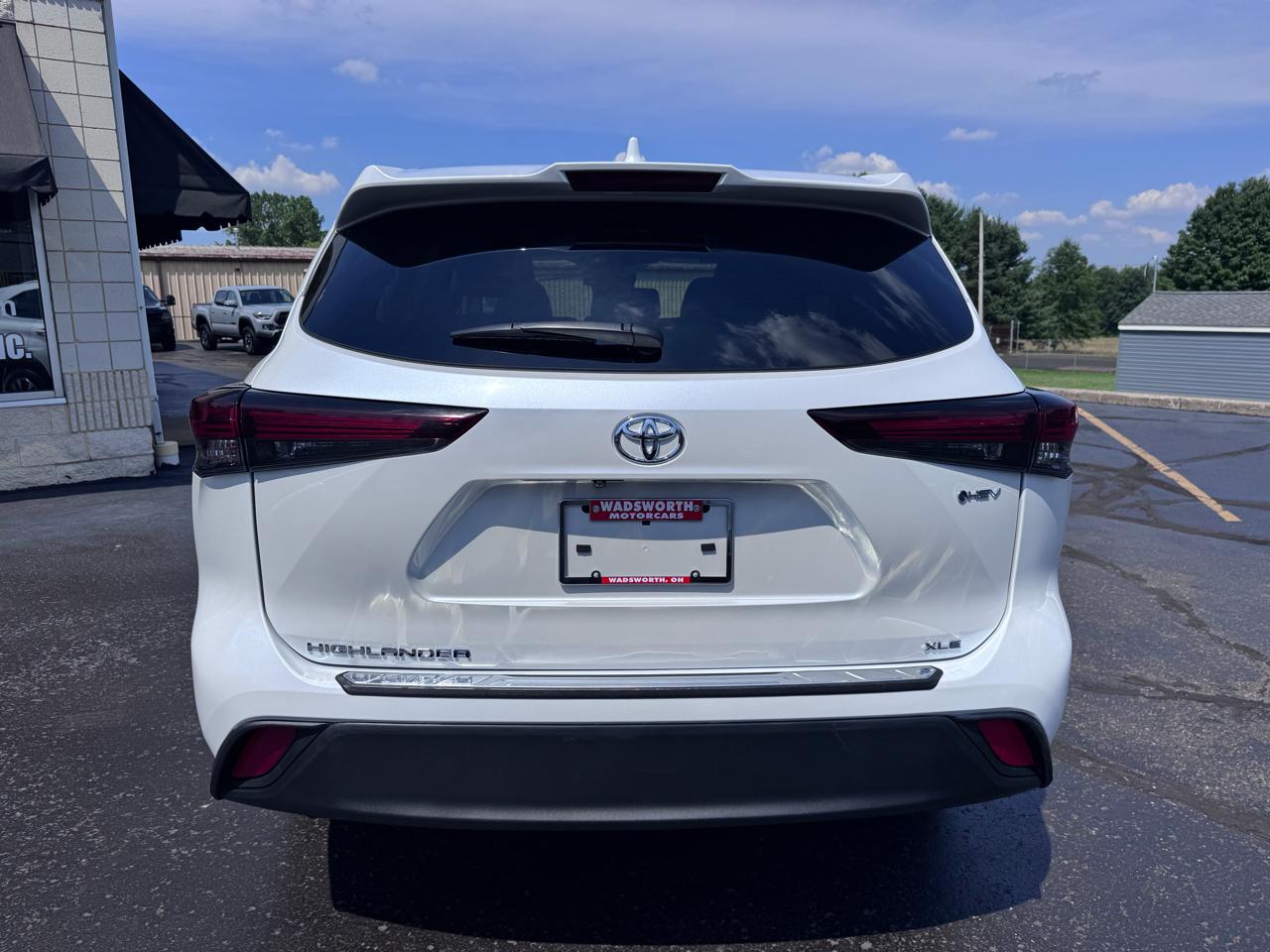 Toyota Highlander Hybrid XLE AWD (Natl) 2025