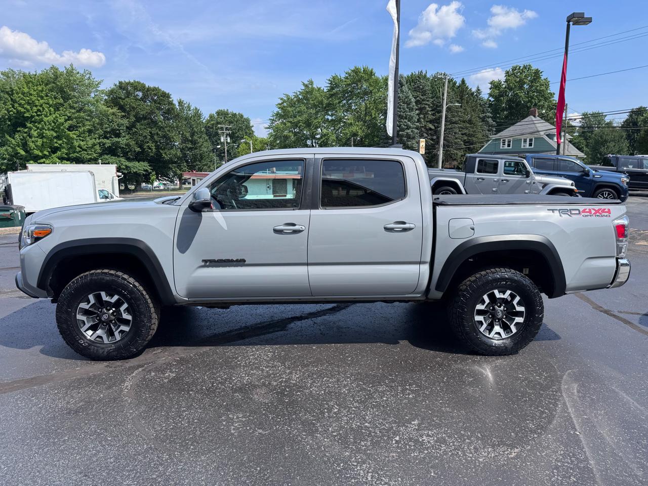 Toyota Tacoma 4WD TRD Off Road Double Cab 5' Bed V6 AT (Natl) 2020