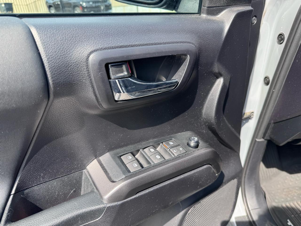 Toyota Tacoma 4WD TRD Off Road Double Cab 5' Bed V6 AT (Natl) 2020