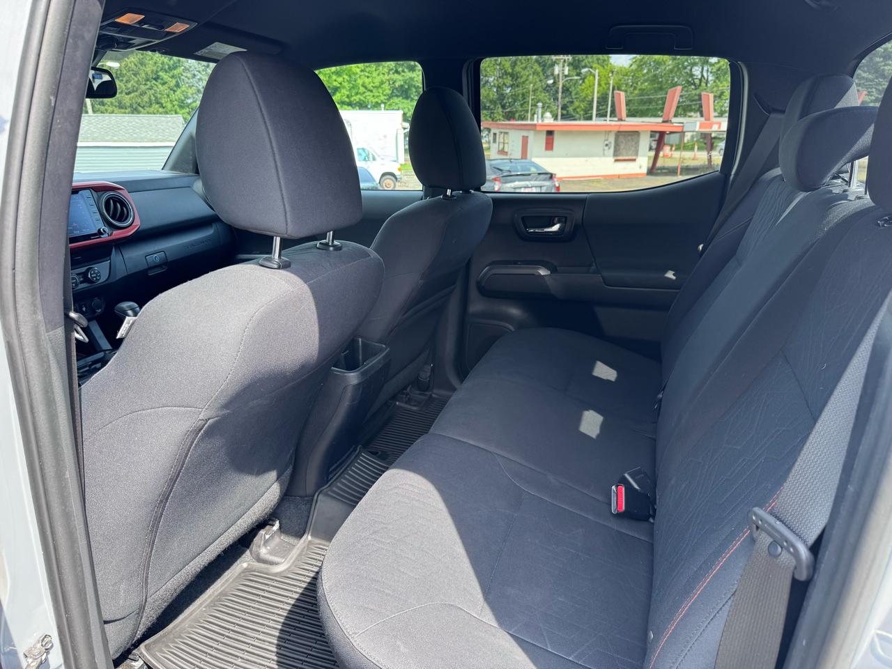 Toyota Tacoma 4WD TRD Off Road Double Cab 5' Bed V6 AT (Natl) 2020
