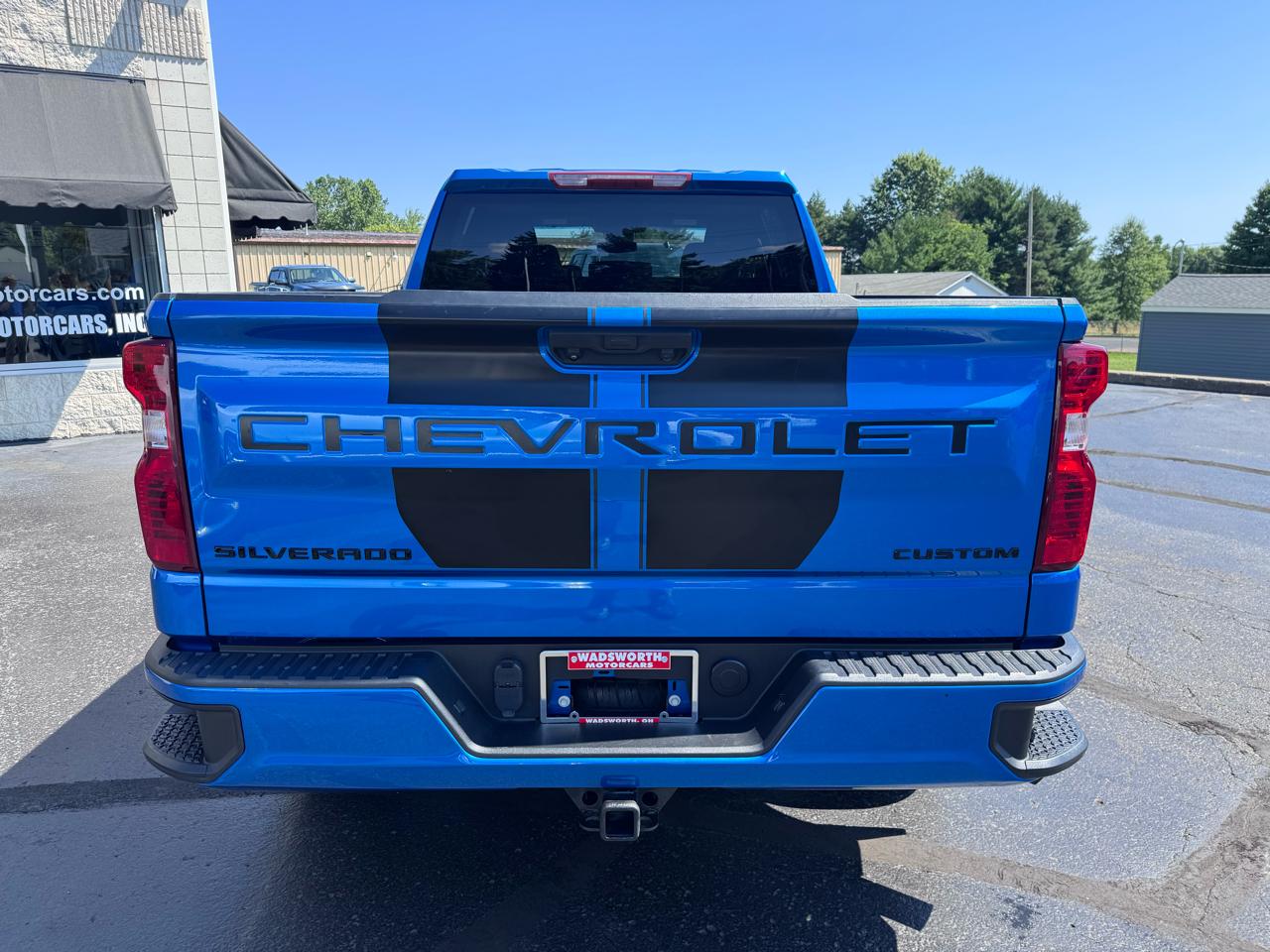 Chevrolet Silverado 1500 4WD Crew Cab 157" Custom 2023