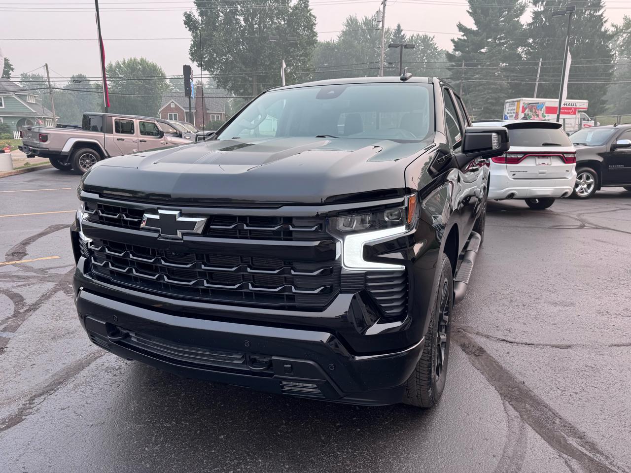 Chevrolet Silverado 1500 4WD Crew Cab 157" RST 2024