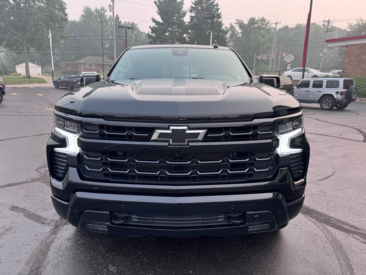 Chevrolet Silverado 1500 4WD Crew Cab 157" RST 2024