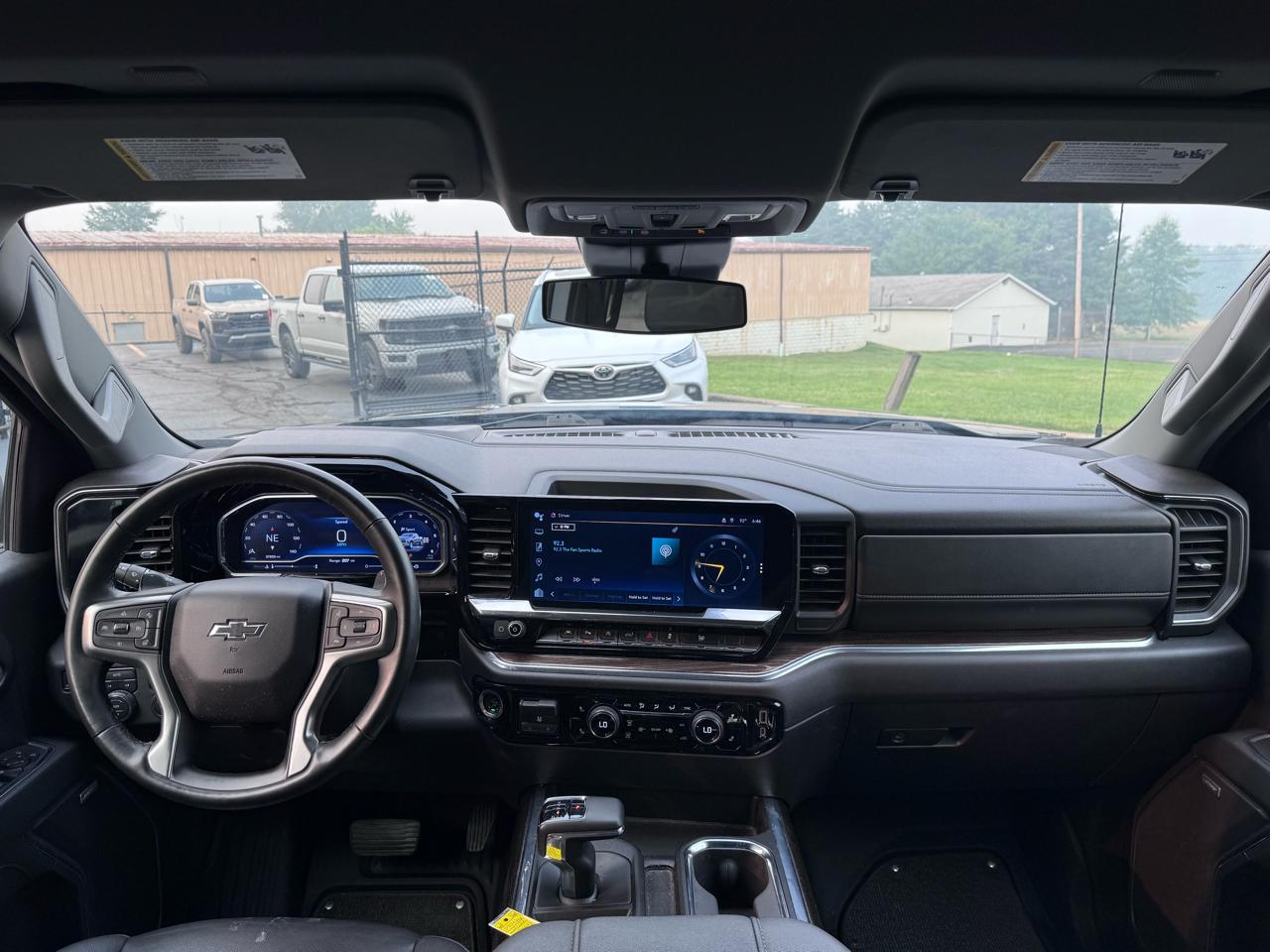 Chevrolet Silverado 1500 4WD Crew Cab 157" RST 2024