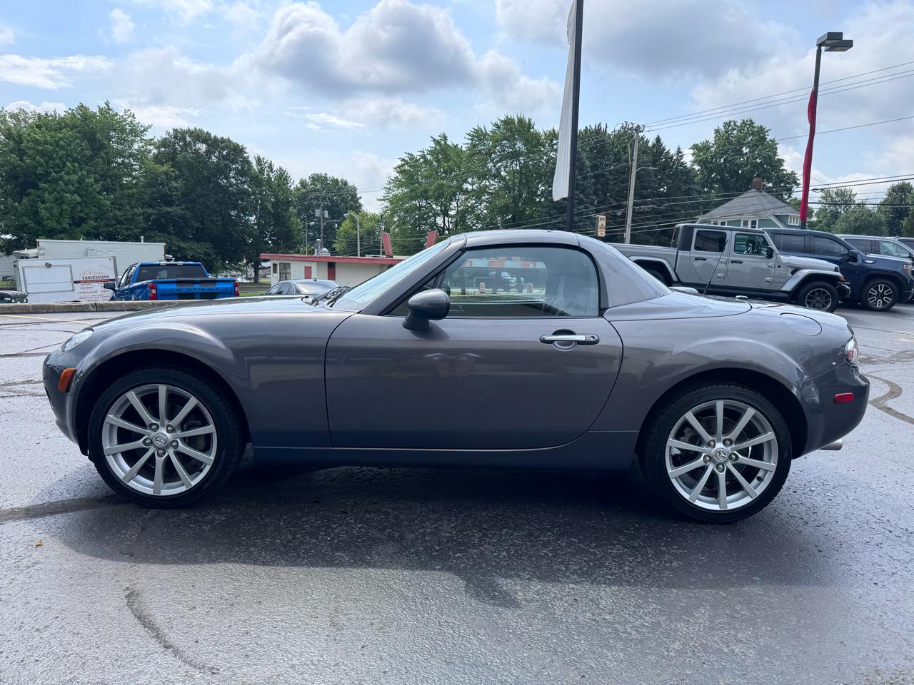 Mazda MX-5 Miata 2dr Conv PRHT Auto Touring 2007