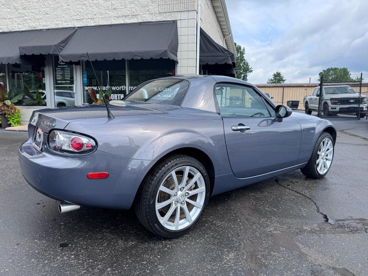 Mazda MX-5 Miata 2dr Conv PRHT Auto Touring 2007