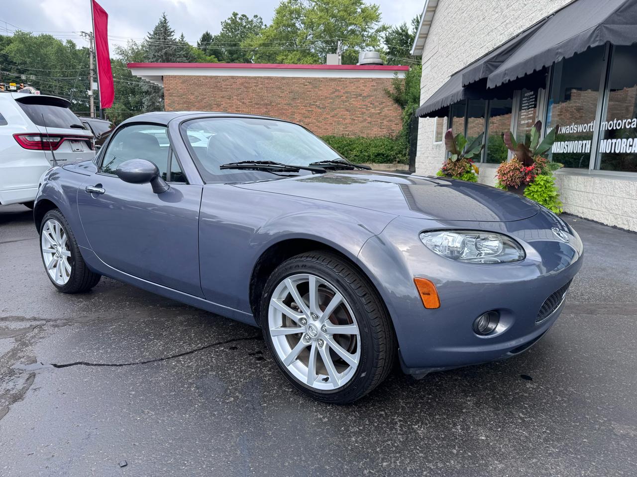 Mazda MX-5 Miata 2dr Conv PRHT Auto Touring 2007