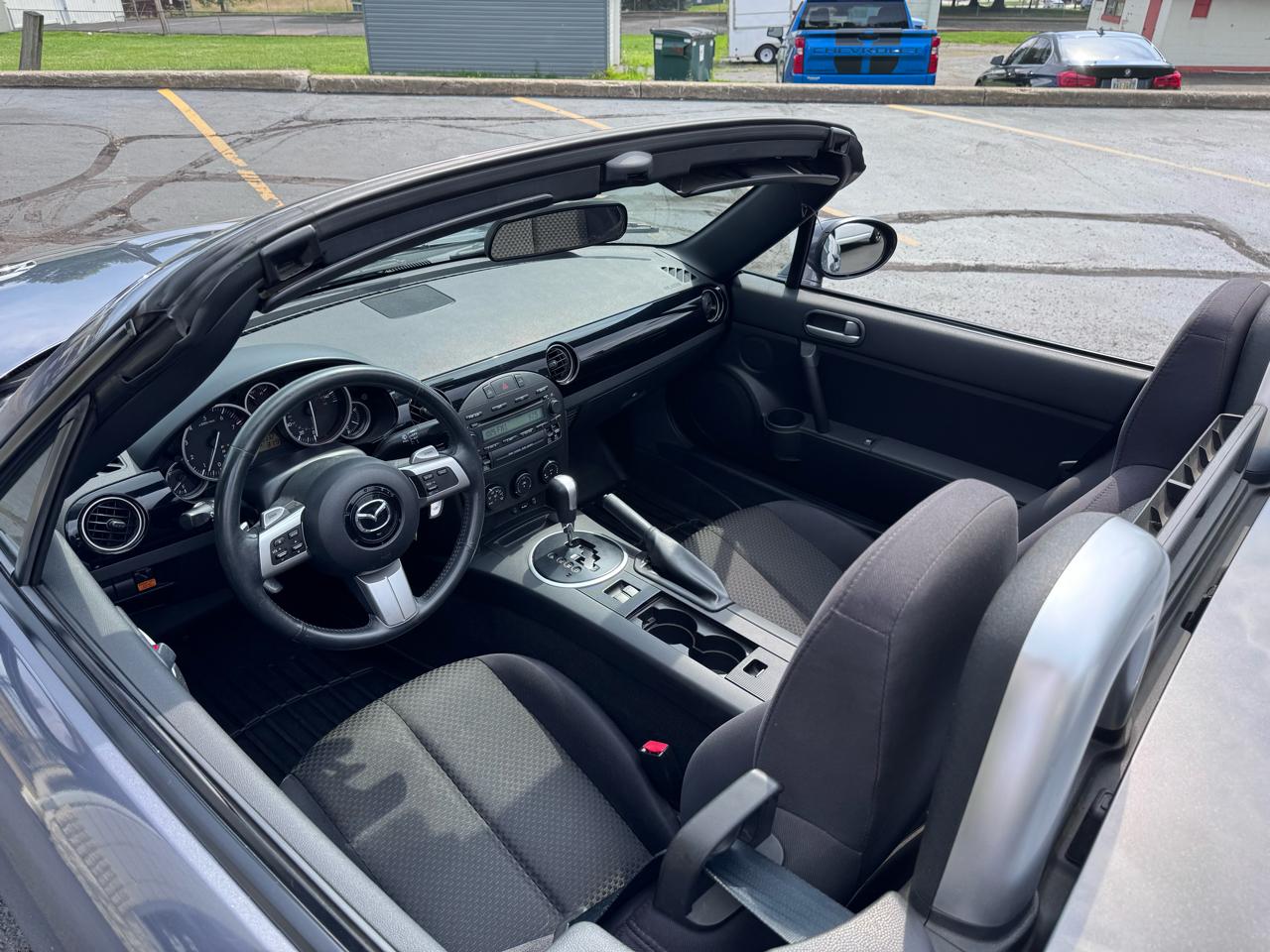 Mazda MX-5 Miata 2dr Conv PRHT Auto Touring 2007