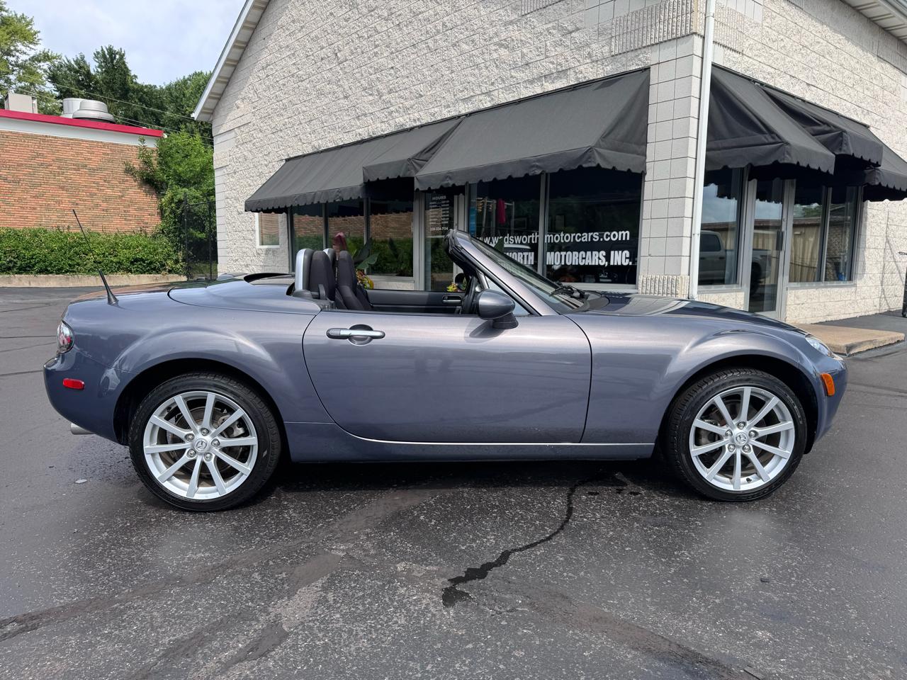 Mazda MX-5 Miata 2dr Conv PRHT Auto Touring 2007