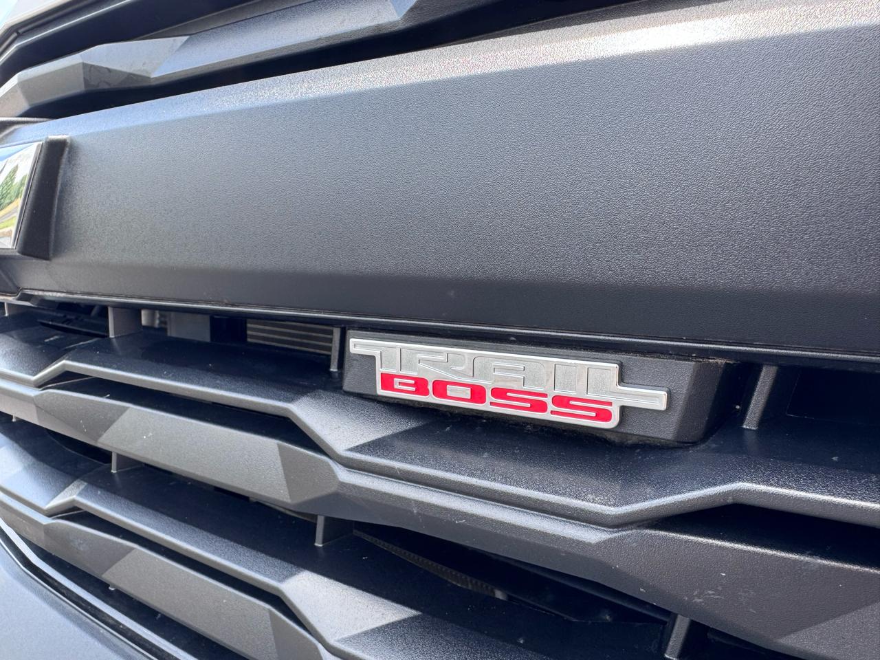 Chevrolet Colorado 4WD Crew Cab Trail Boss 2024