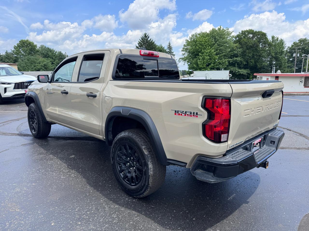 Chevrolet Colorado 4WD Crew Cab Trail Boss 2024