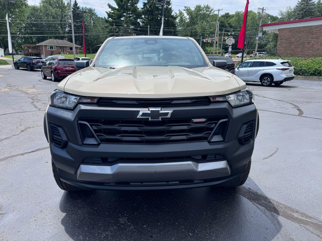 Chevrolet Colorado 4WD Crew Cab Trail Boss 2024