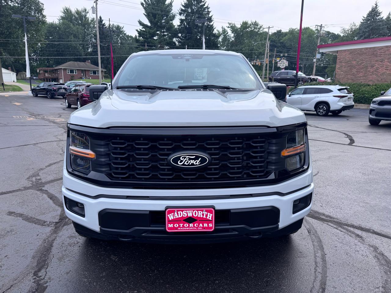 Ford F-150 STX SuperCrew 4WD 2024