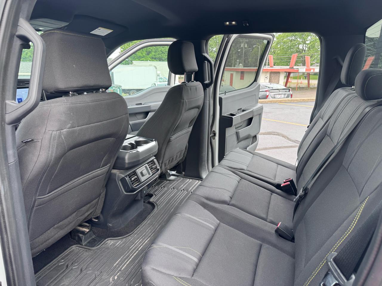Ford F-150 STX SuperCrew 4WD 2024