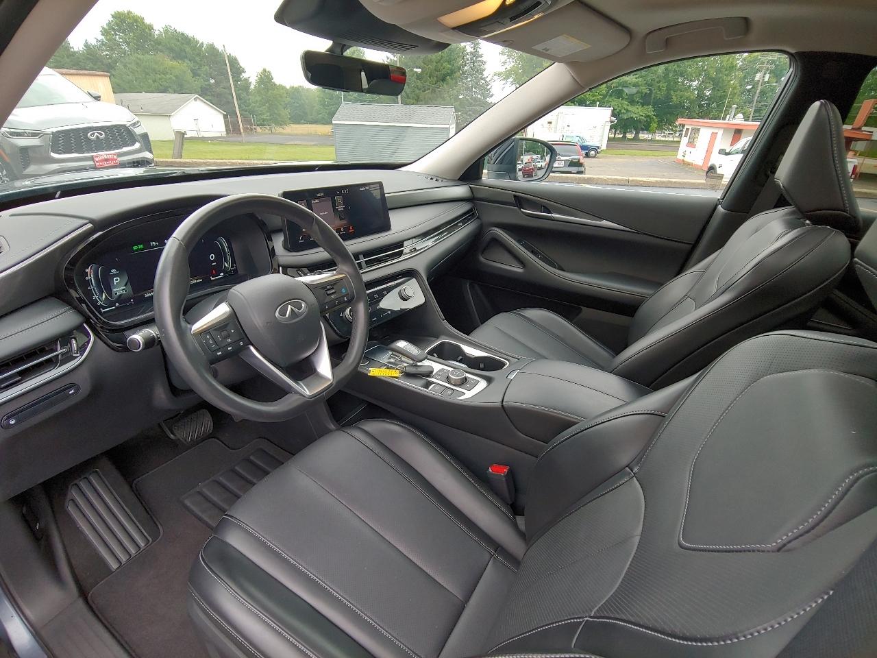 Infiniti QX60 LUXE AWD 2024