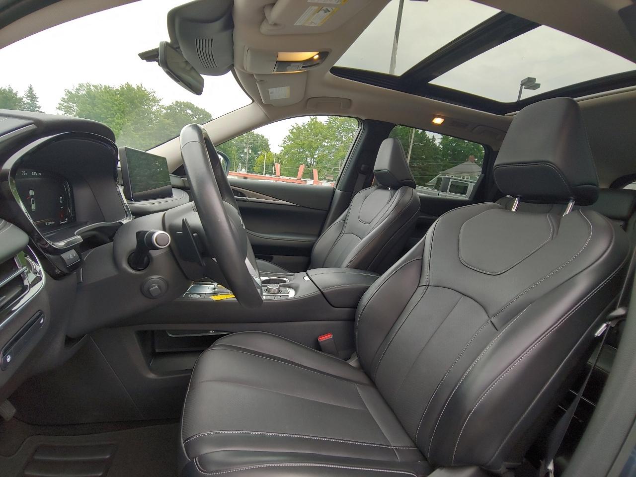 Infiniti QX60 LUXE AWD 2024