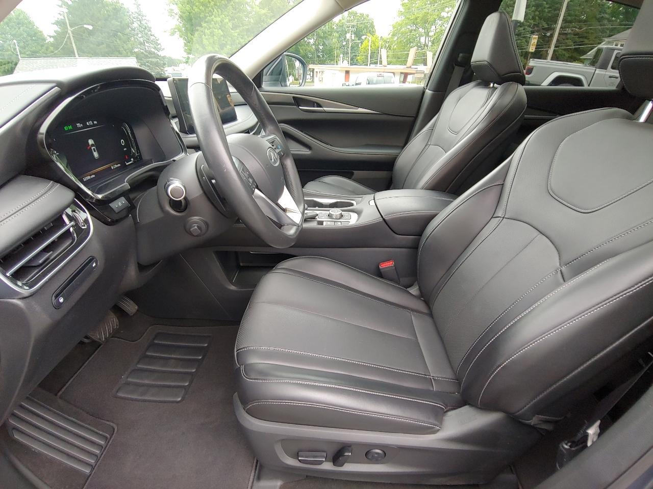 Infiniti QX60 LUXE AWD 2024