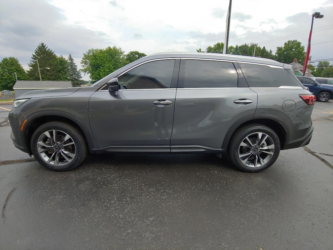 Infiniti QX60 LUXE AWD 2024