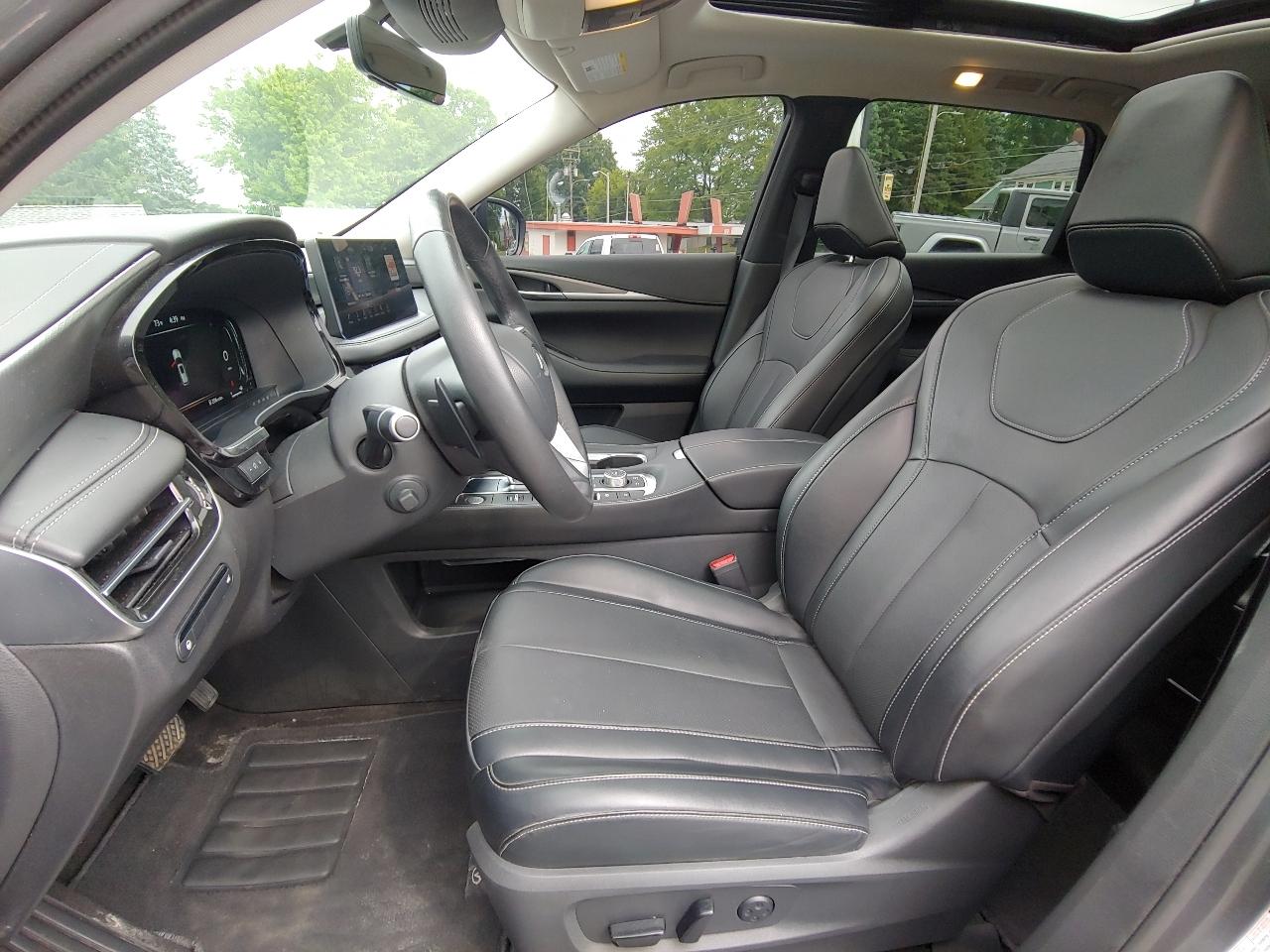 Infiniti QX60 LUXE AWD 2024