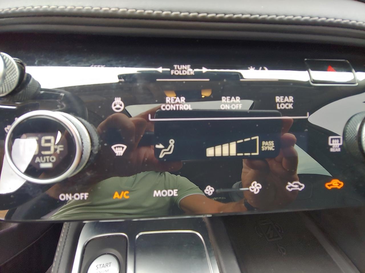 Infiniti QX60 LUXE AWD 2024