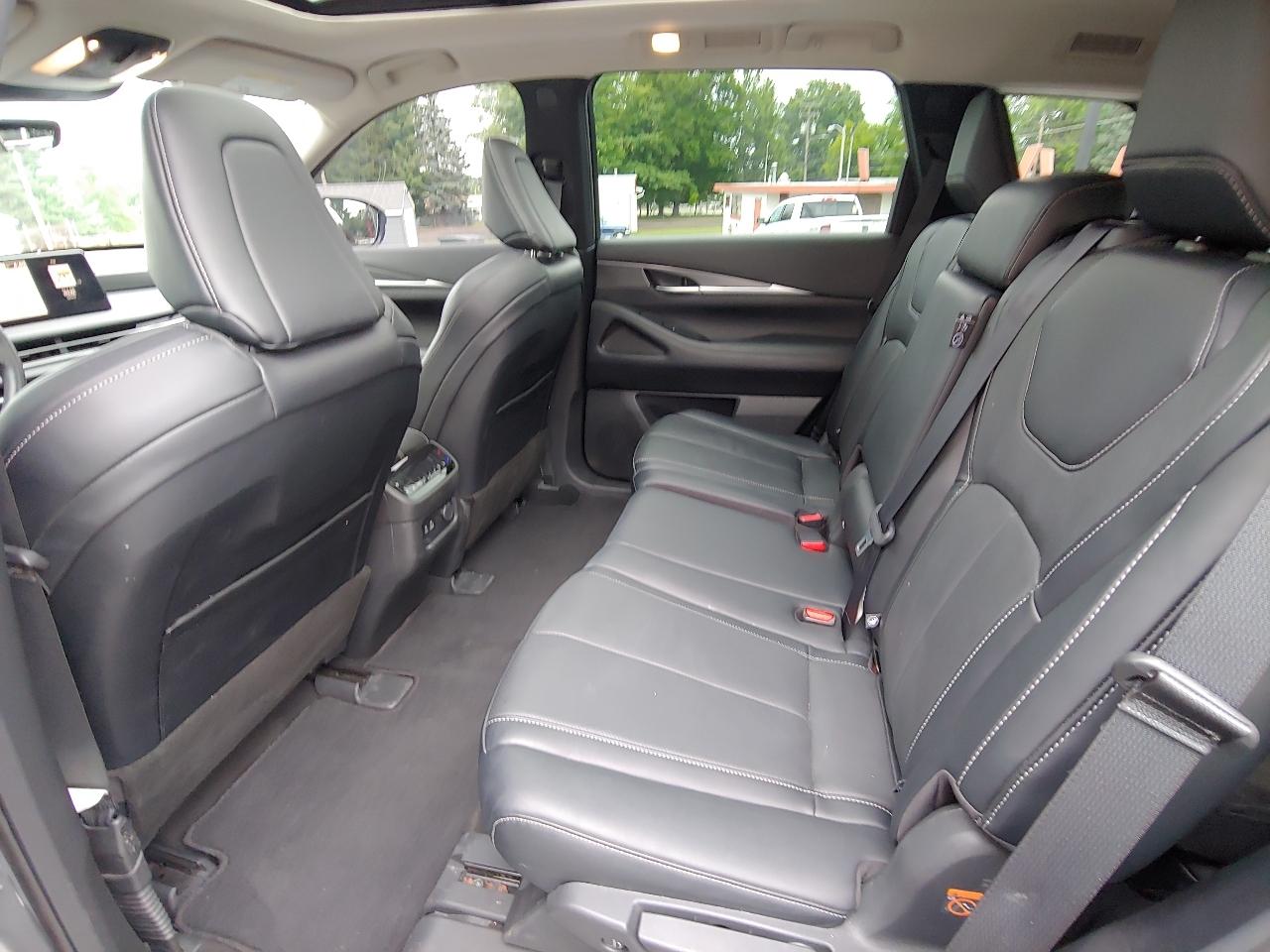 Infiniti QX60 LUXE AWD 2024