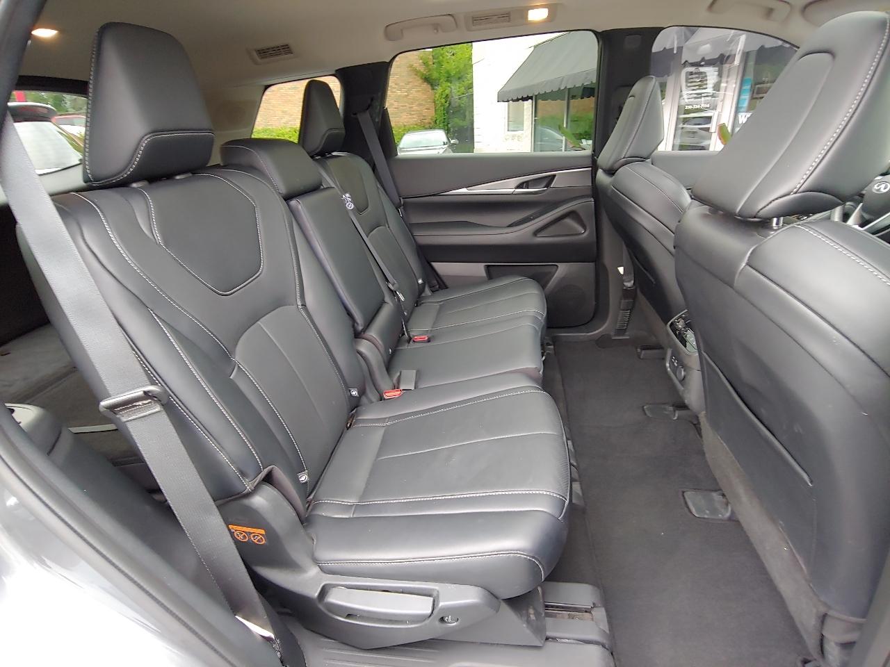 Infiniti QX60 LUXE AWD 2024
