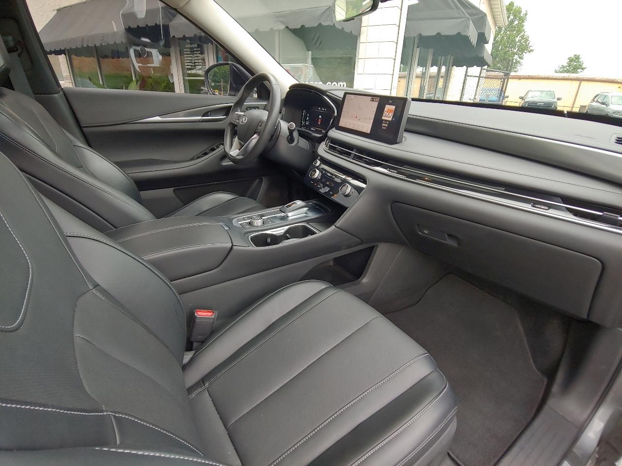 Infiniti QX60 LUXE AWD 2024