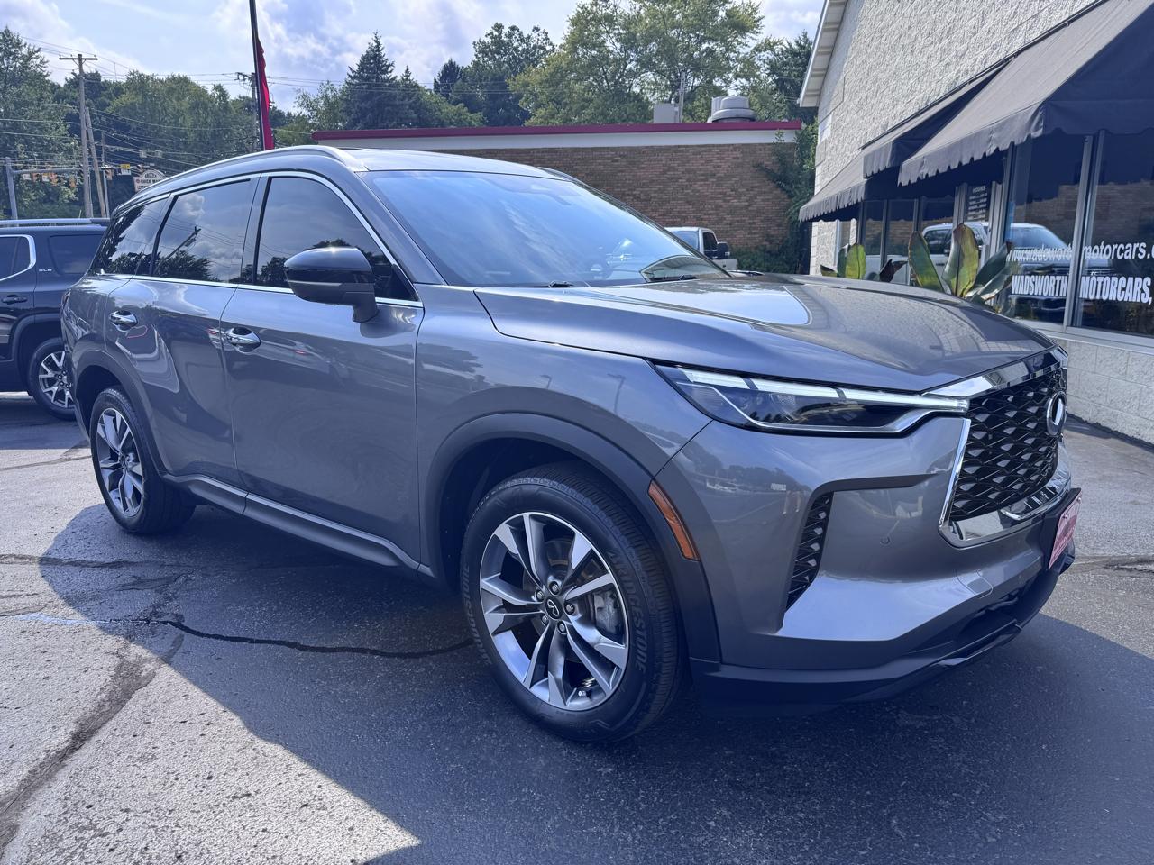 Infiniti QX60 LUXE AWD 2024