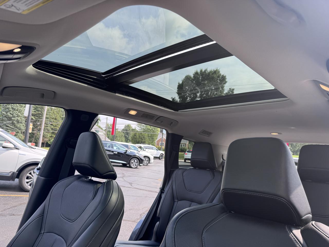 Infiniti QX60 LUXE AWD 2024