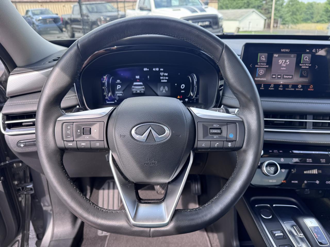 Infiniti QX60 LUXE AWD 2024