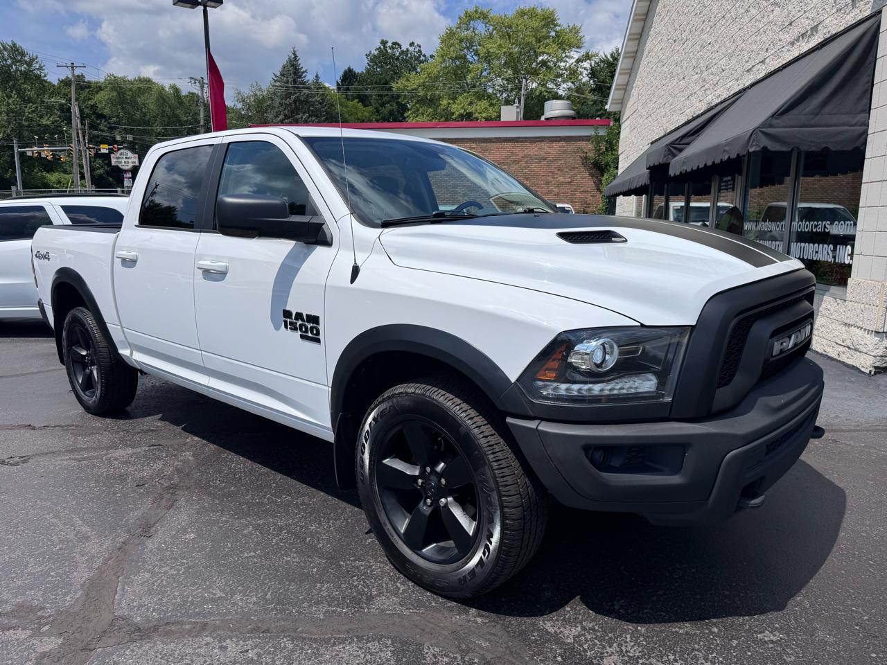 RAM 1500 Classic Warlock 4x4 Crew Cab 5'7" Box 2019
