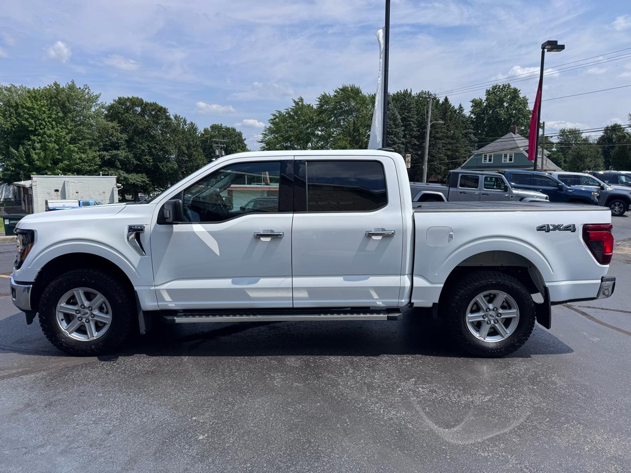 Ford F-150 XLT 4WD SuperCrew 5.5' Box 2025
