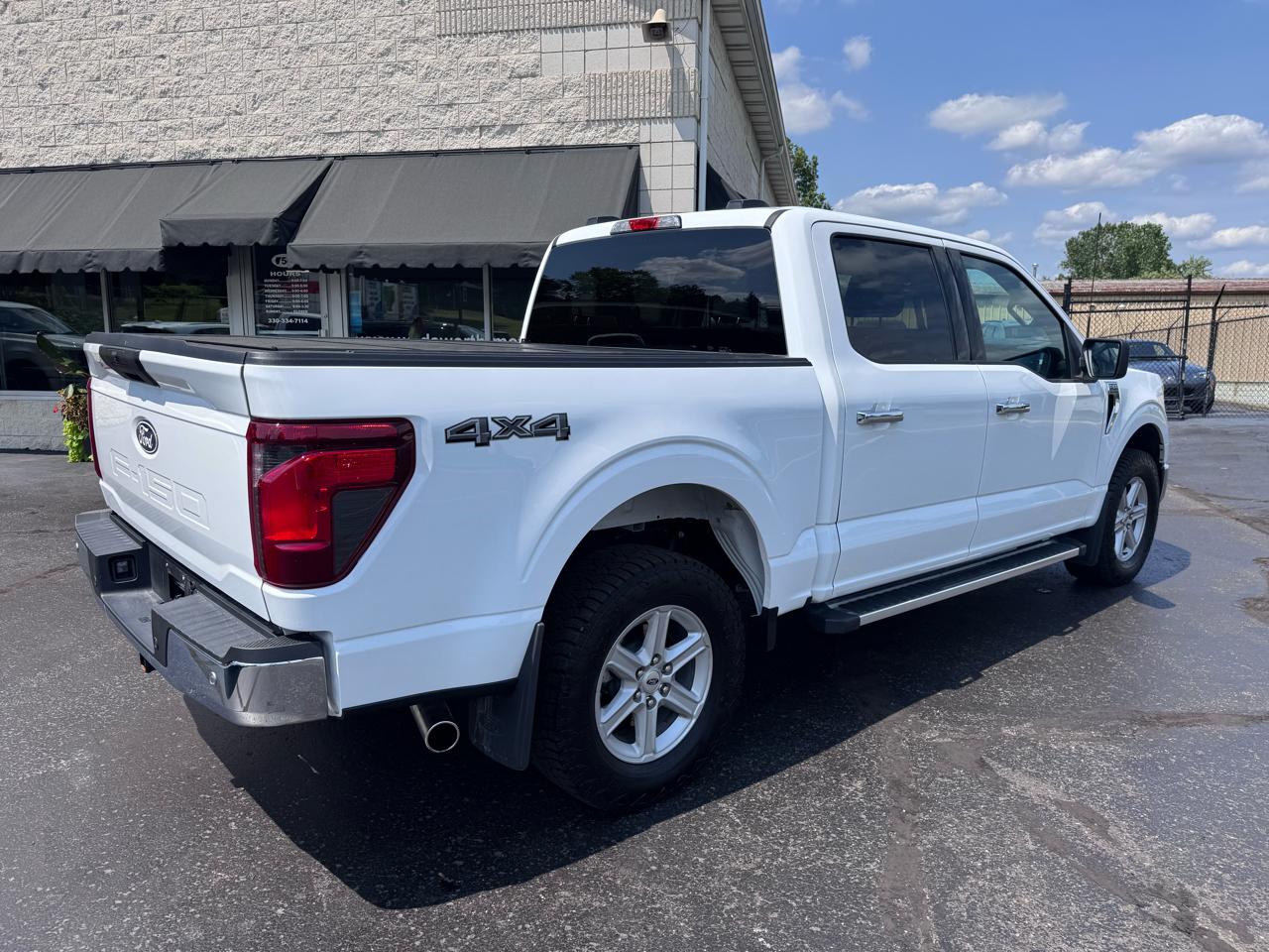 Ford F-150 XLT 4WD SuperCrew 5.5' Box 2025