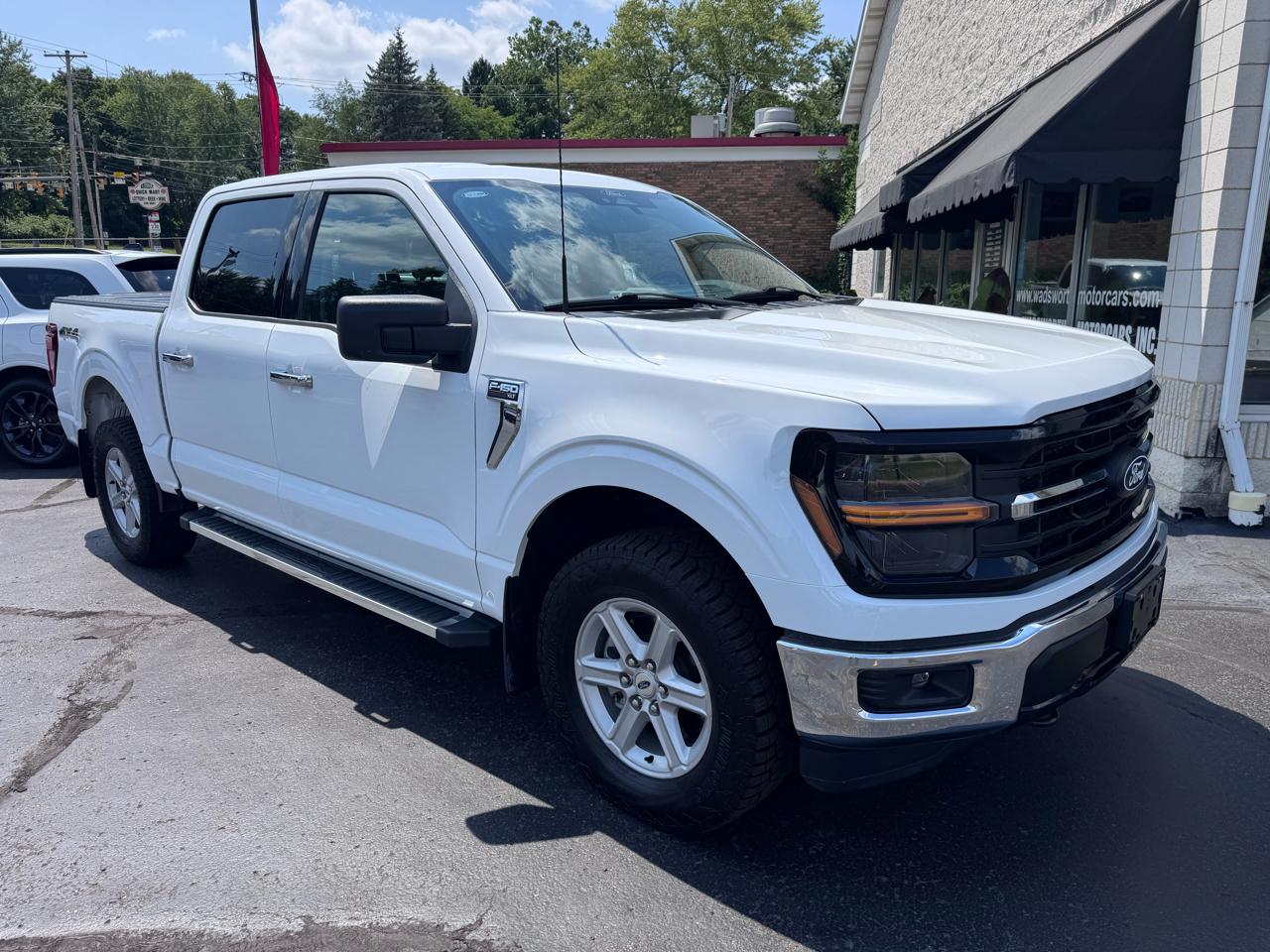 Ford F-150 XLT 4WD SuperCrew 5.5' Box 2025