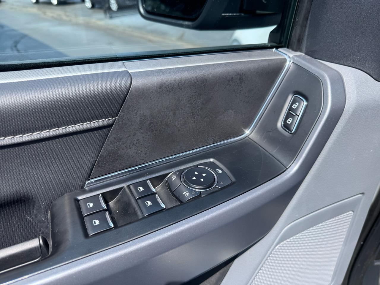 Ford F-150 XLT 4WD SuperCrew 5.5' Box 2025