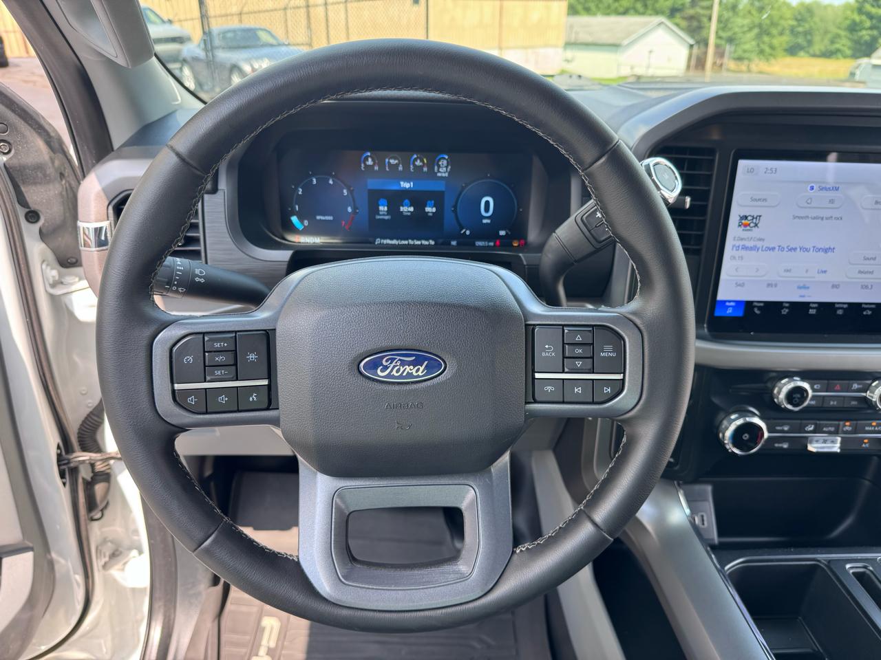 Ford F-150 XLT 4WD SuperCrew 5.5' Box 2025