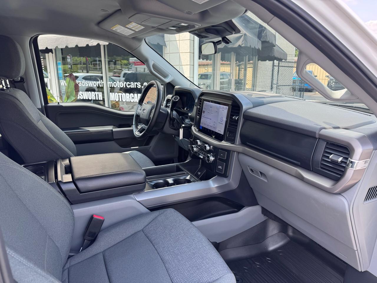 Ford F-150 XLT 4WD SuperCrew 5.5' Box 2025